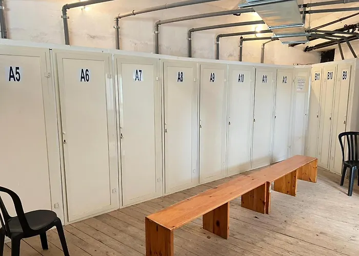 Lady Marian Apartment