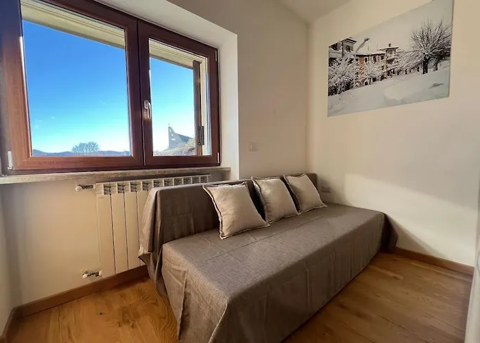 Lady Marian Apartment *